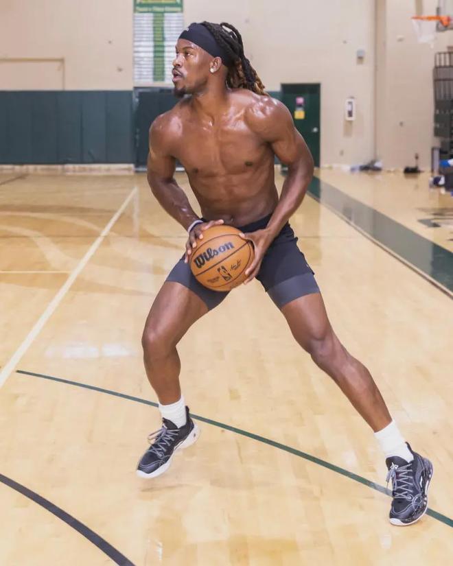 老东家对垒 老东家对垒